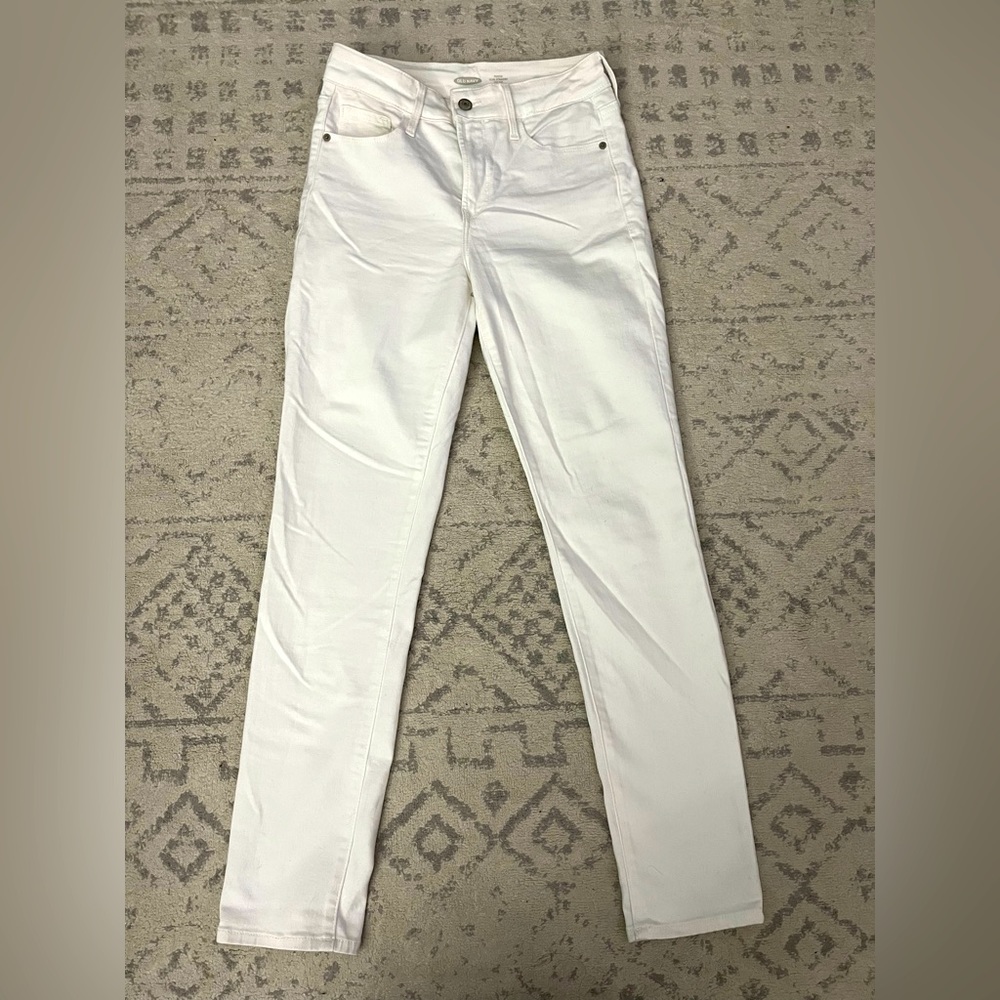 Old Navy white jeans, size 4